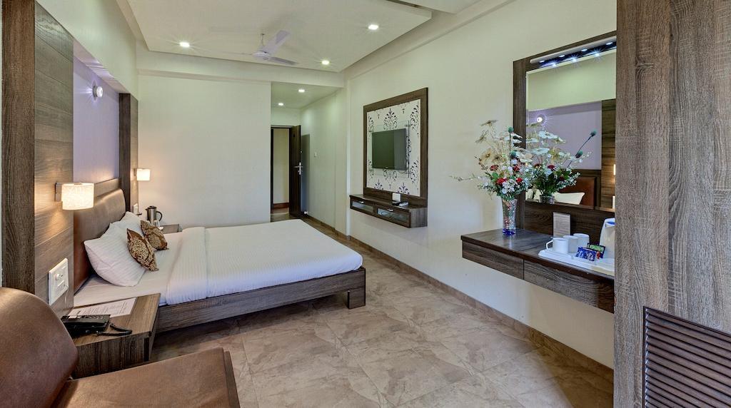 Shreyas Hotel Mahabaleshwar Room photo